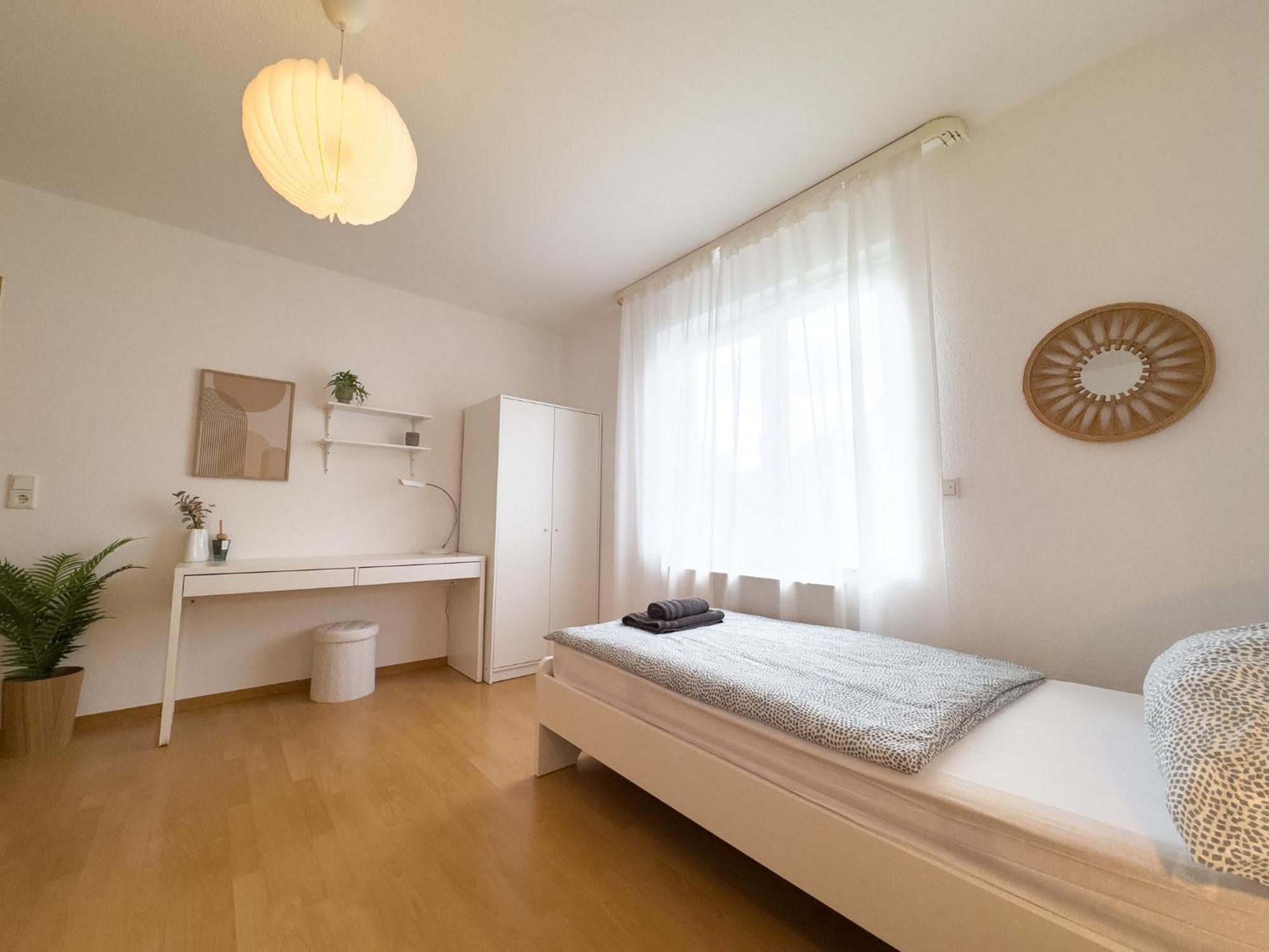 110Qm - 4 Zimmer - Privat Parkplatz - Zentral - Balkon - Mallibase Apartments Kassel Ngoại thất bức ảnh